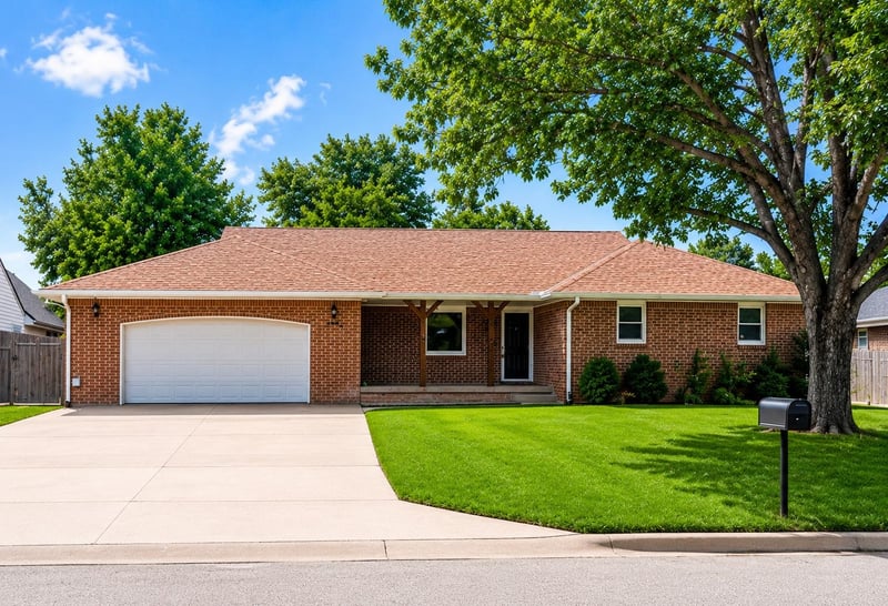 2550 S Pattie St, Wichita, KS 67216