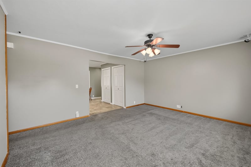 2508 Simmons , Salina, KS 67401