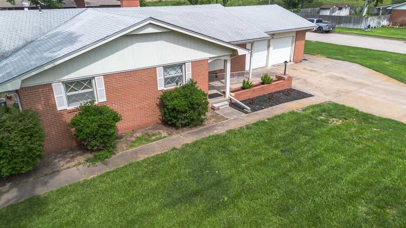 3955 Athenian , Wichita, KS 67204