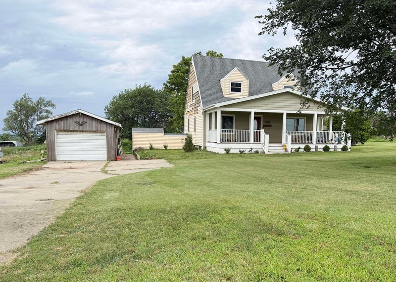 59 Gypsum Rd, Clifton, KS 66937