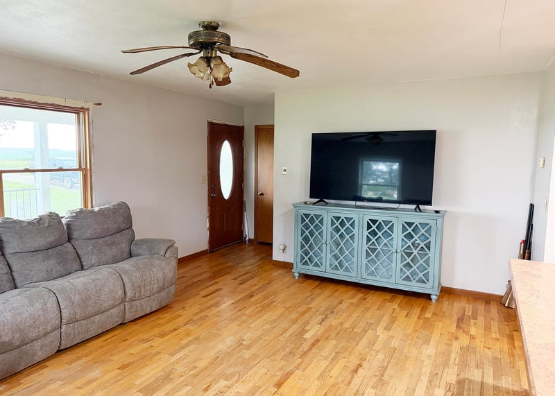 59 Gypsum Rd, Clifton, KS 66937