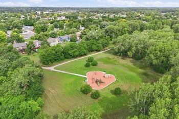 433 S Firefly Ct, Wichita, KS 67235
