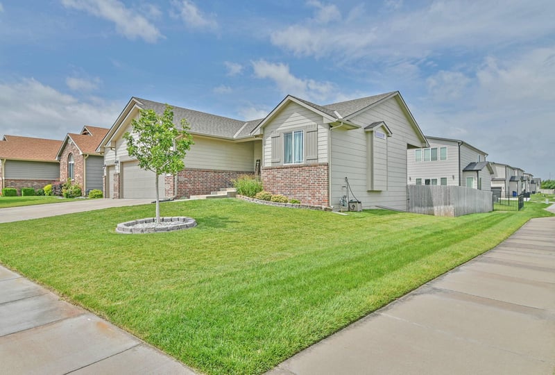 3739 Pepper Rg, Wichita, KS 67205