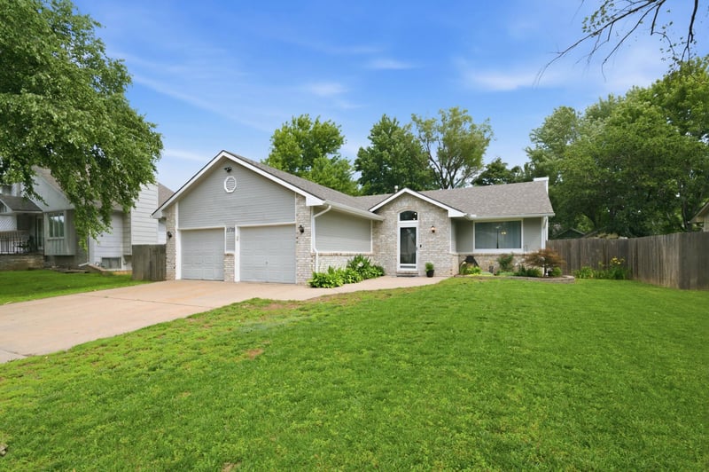 11710 Murdock , Wichita, KS 67212