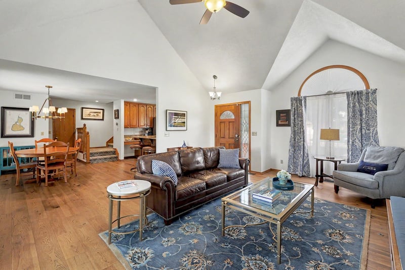 4026 Sweet Bay St, Wichita, KS 67226