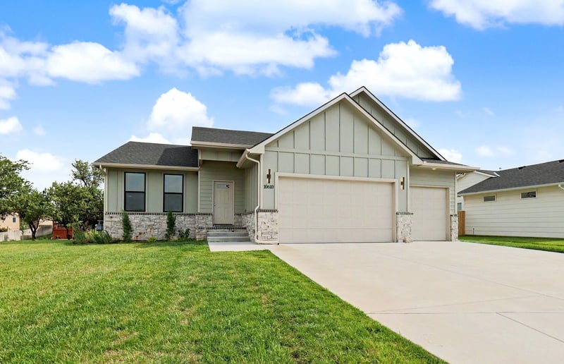10610 Graber St, Wichita, KS 67215