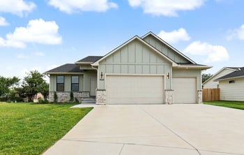 10610 W Graber St, Wichita, KS 67215