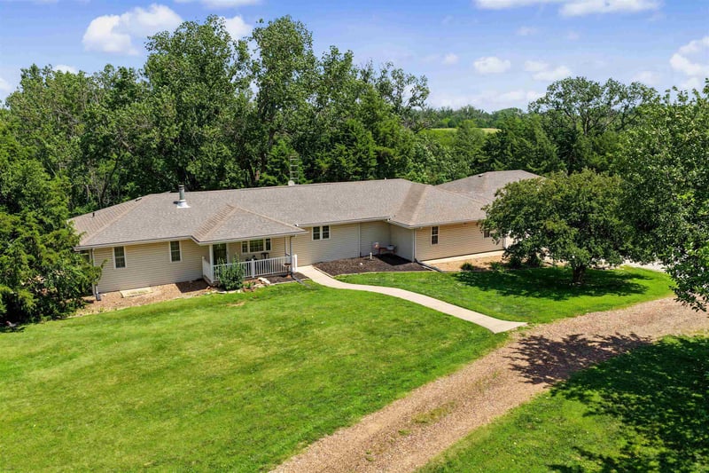 1707 Coronado Rd, Bennington, KS 67422