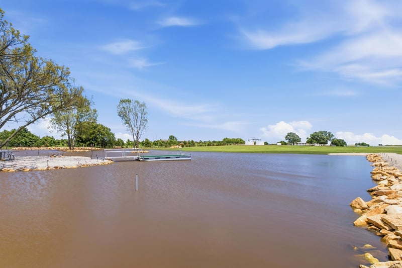 10911 Pawnee Rd, Leon, KS 67074