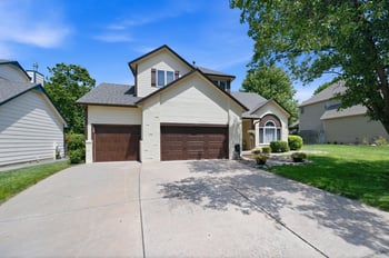 422 N Jaax Ct, Wichita, KS 67235