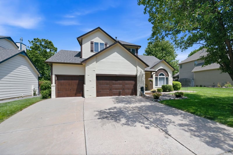 422 Jaax Ct, Wichita, KS 67235