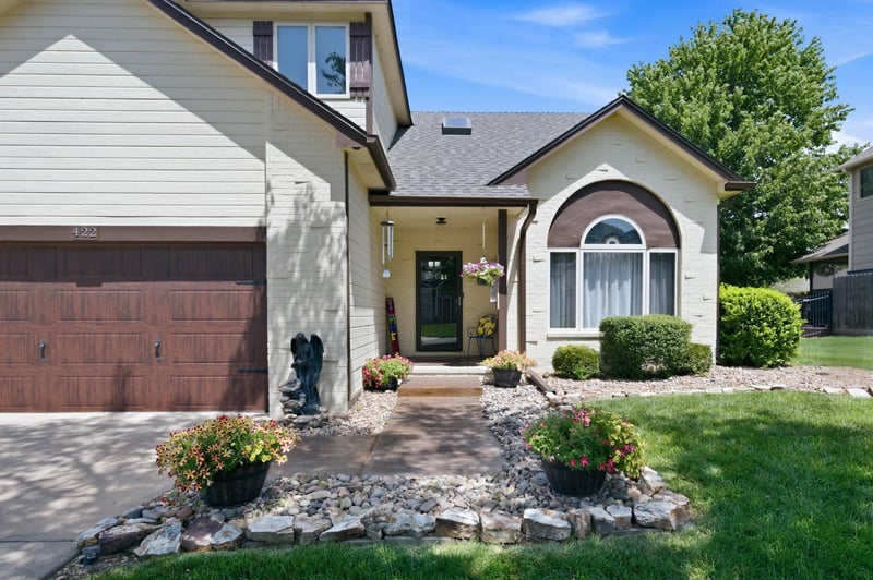 422 Jaax Ct, Wichita, KS 67235