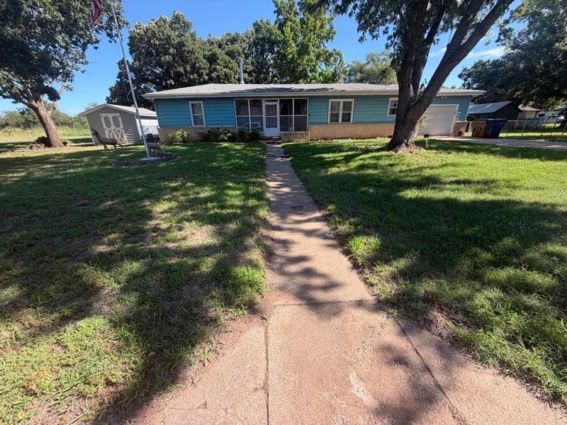 418 Walnut , Argonia, KS 67004