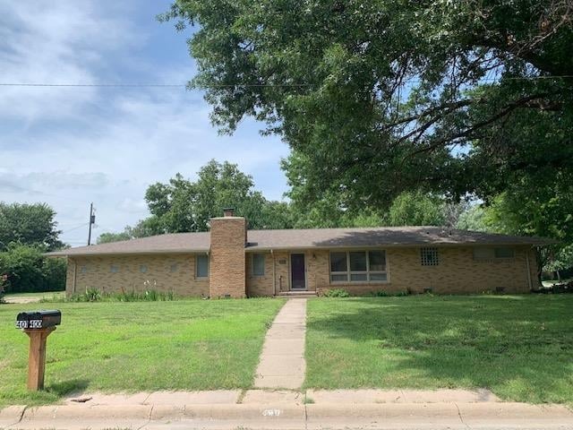 400 Normandy , Newton, KS 67114