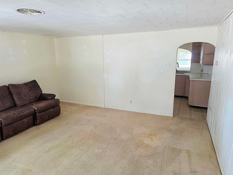 1317 B , Wellington, KS 67152
