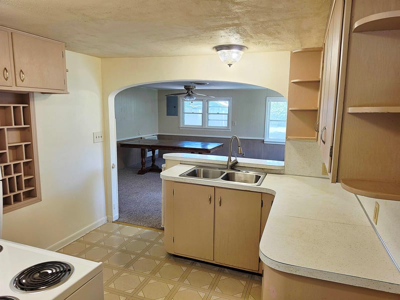 1317 B , Wellington, KS 67152