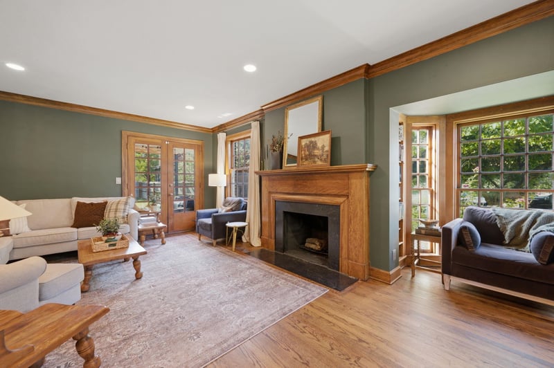 960 N Back Bay, Wichita, KS 67203