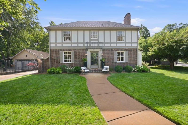 960 N Back Bay, Wichita, KS 67203