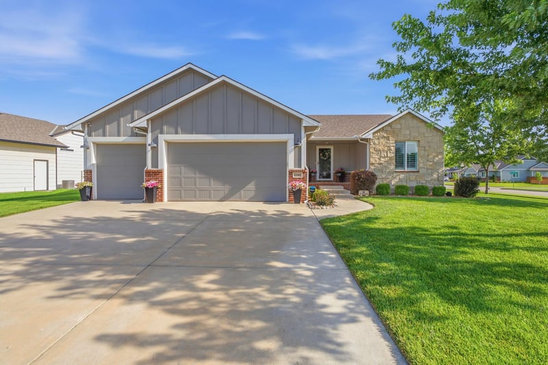 13302 Lost Creek St, Wichita, KS 67235