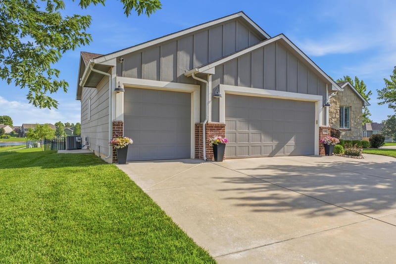 13302 Lost Creek St, Wichita, KS 67235