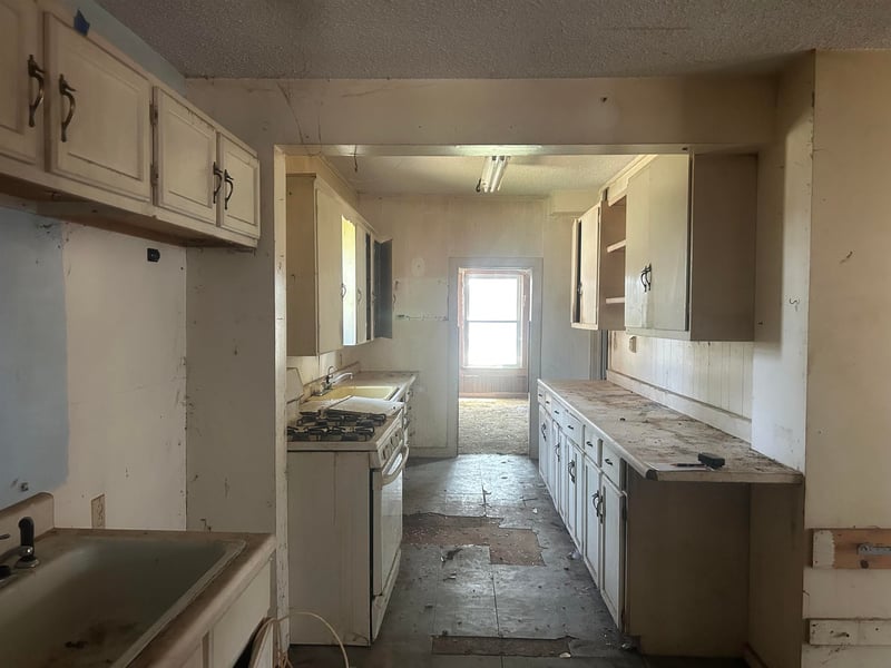 1316 A , Wellington, KS 67152