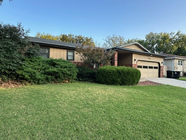 2362 Georgetown Rd, Salina, KS 67401