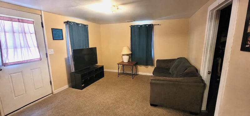 131 Glendale , Newton, KS 67114