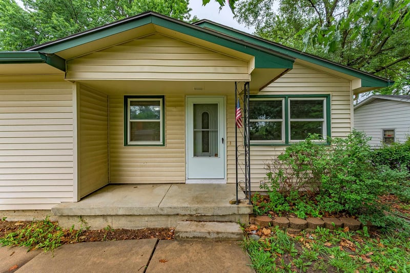 6334 N Scottsville St, Park City, KS 67219-1710