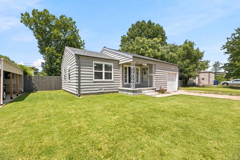 831 Christine Ave, Wichita, KS 67218