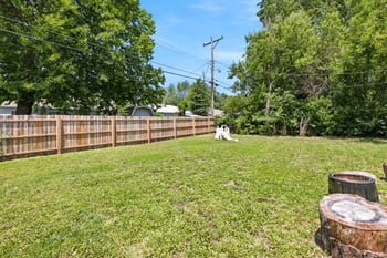 831 S Christine Ave, Wichita, KS 67218