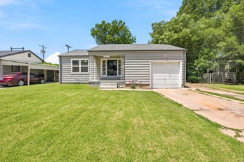 831 S Christine Ave, Wichita, KS 67218