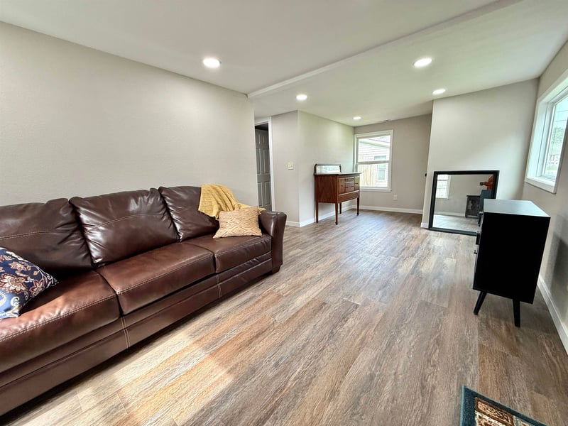 413 E 14th, Augusta, KS 67010