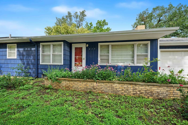 415 Chestnut St, Lindsborg, KS 67456