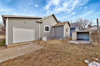 1423 W 1st St N, Wichita, KS 67203