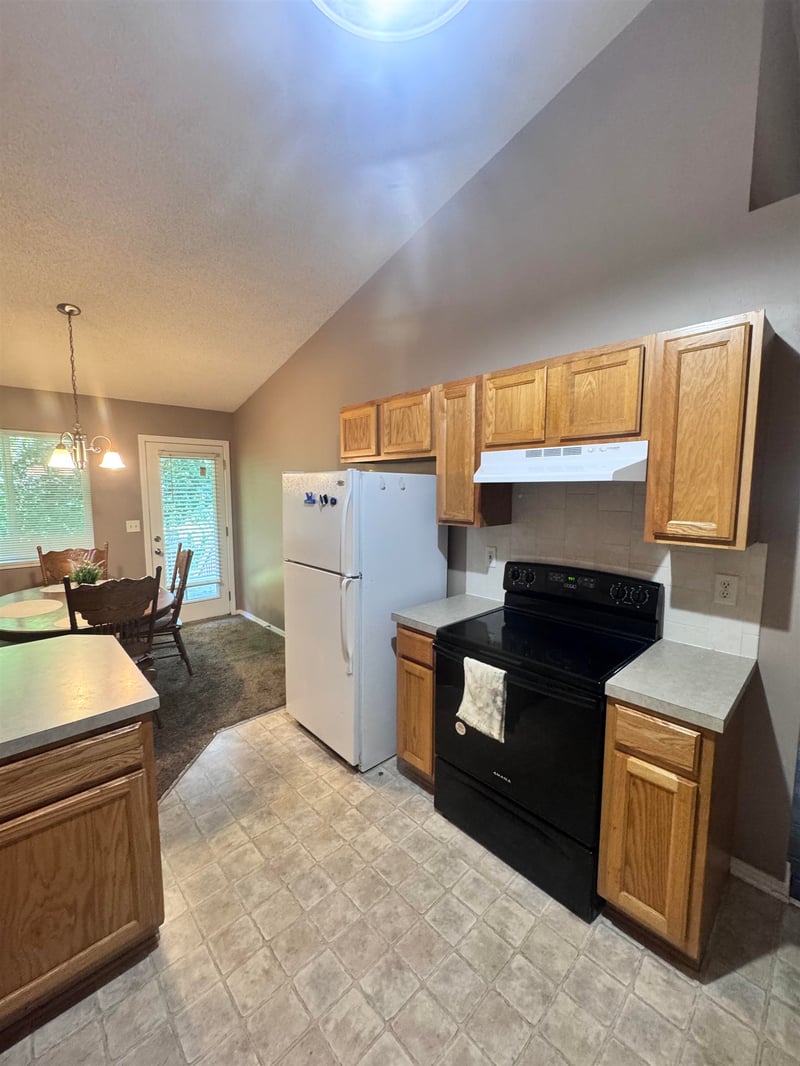 3903 Pepper Rg, Wichita, KS 67205