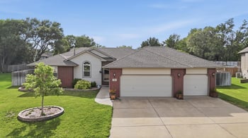 941 Sandalwood, Wichita, KS 67230