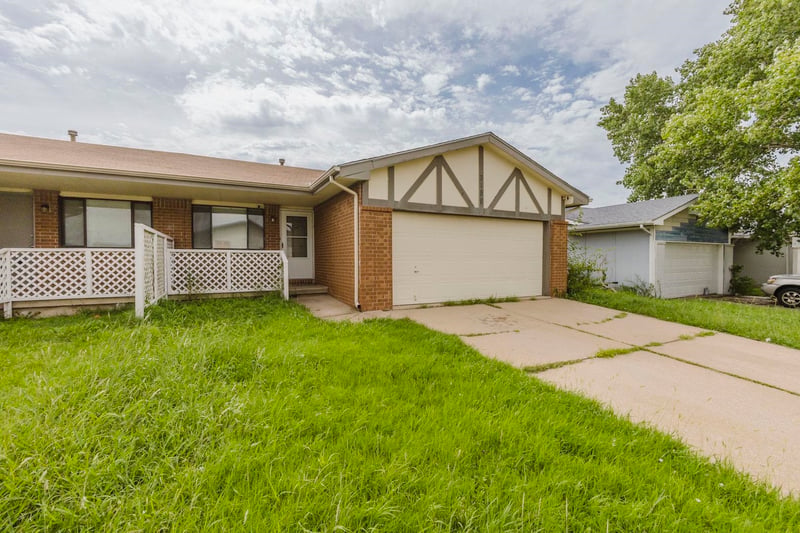 3159 Bunker Hill, Wichita, KS 67210