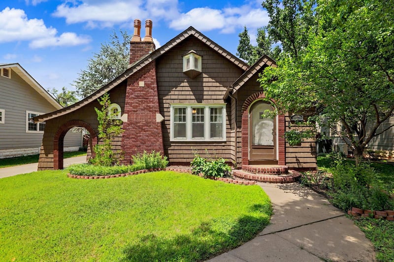 1239 N Perry Ave, Wichita, KS 67203