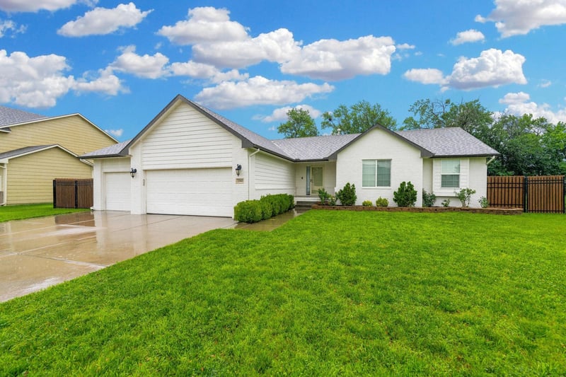 2202 Cranbrook , Wichita, KS 67207