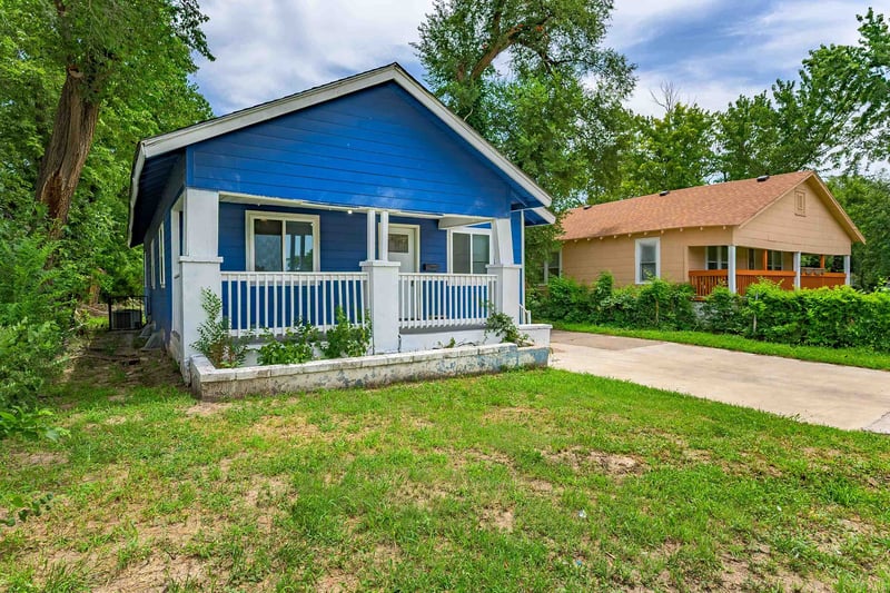 1106 Grove Ave, Wichita, KS 67214