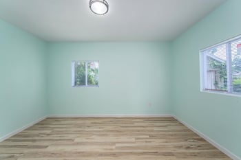 1106 N Grove Ave, Wichita, KS 67214