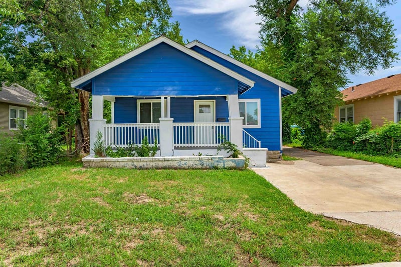 1106 Grove Ave, Wichita, KS 67214