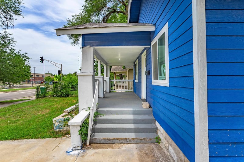 1106 Grove Ave, Wichita, KS 67214