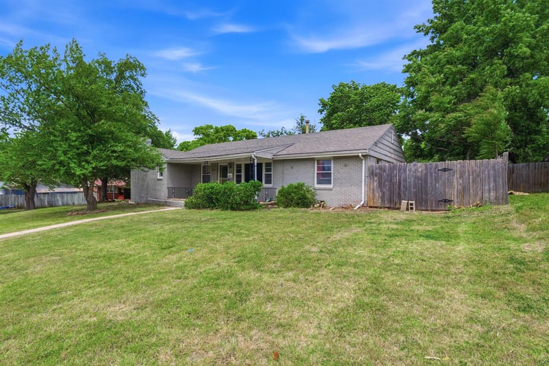 3604 Skinner , Wichita, KS 67218