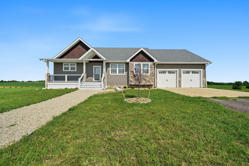 87 Autumn Leaf, Bennington, KS 67422