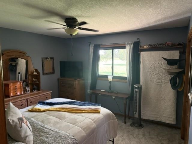 1032 Highway 56 , Hillsboro, KS 67063-0000