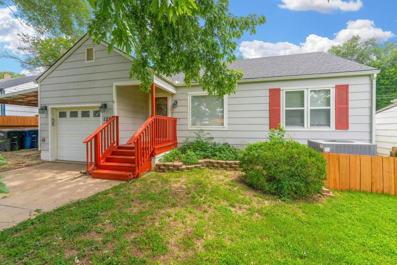 1230 Bobbie St, Augusta, KS 67010