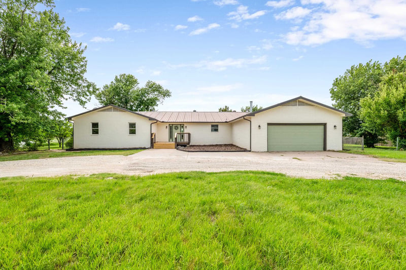 8909 Spencer , Sedgwick, KS 67135