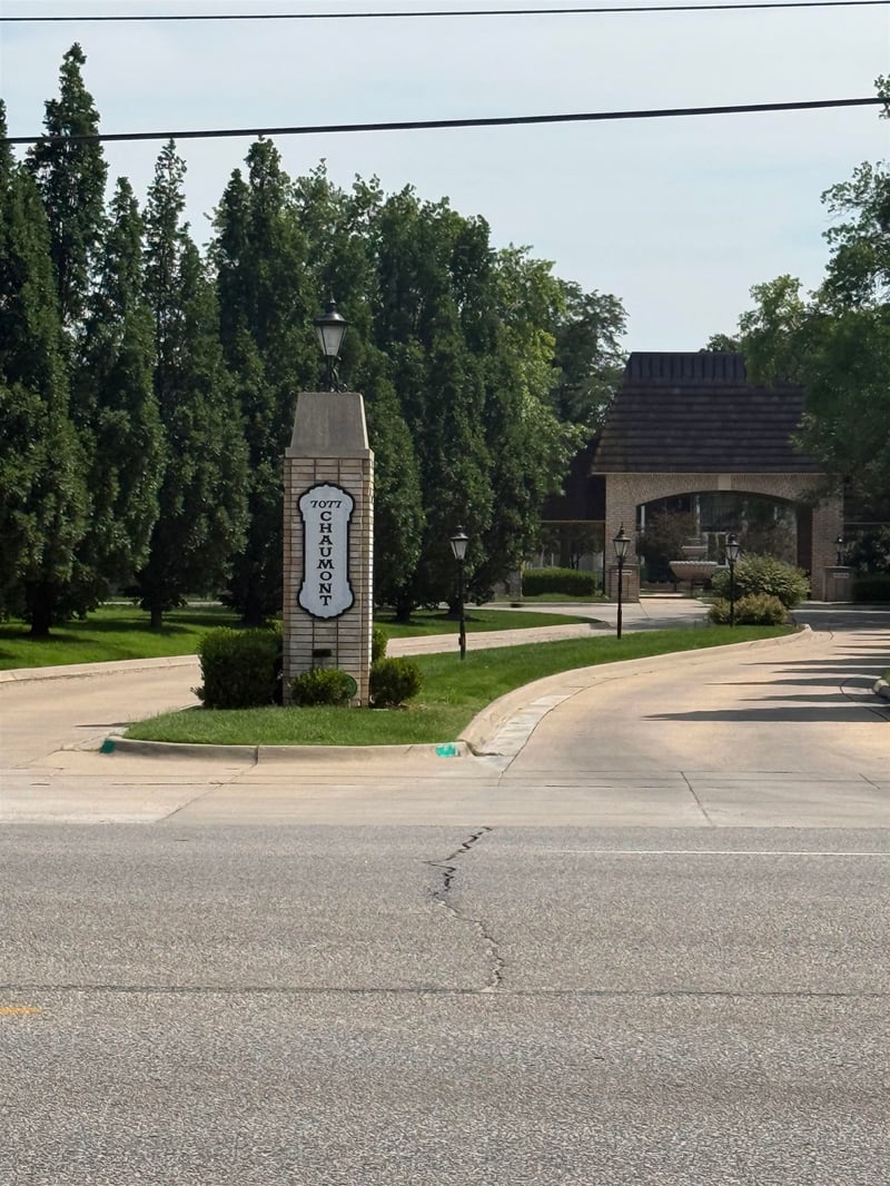 7077 Central , Wichita, KS 67206