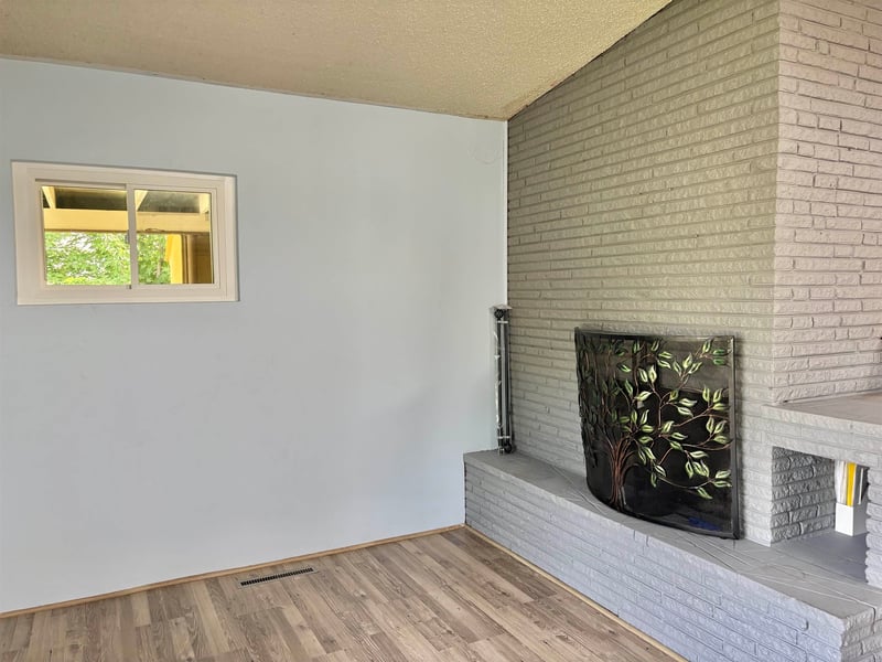 1772 Clifton , Wichita, KS 67218